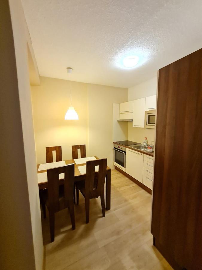 Apartman Na Kraji Lesa Všemina 외부 사진
