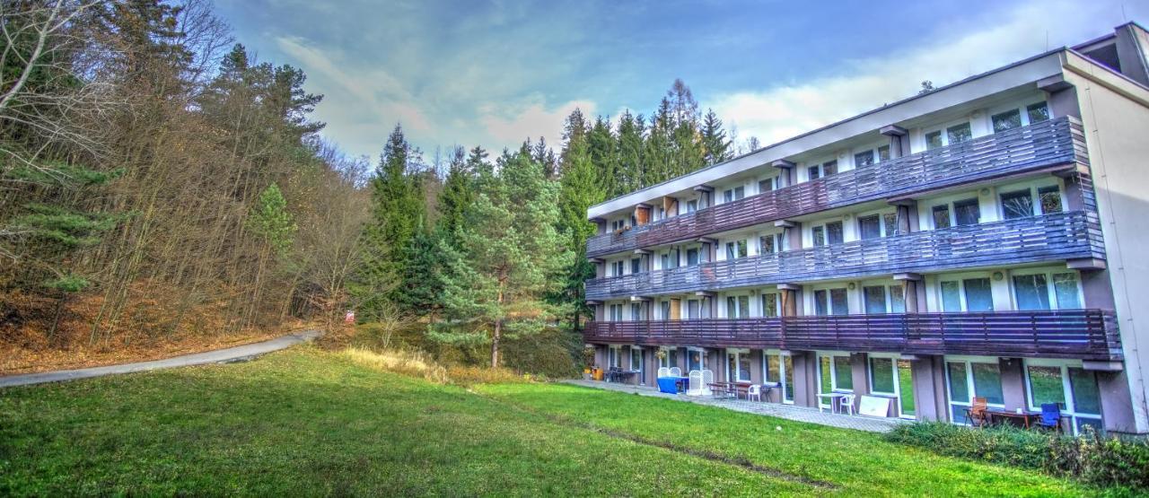Apartman Na Kraji Lesa Všemina 외부 사진